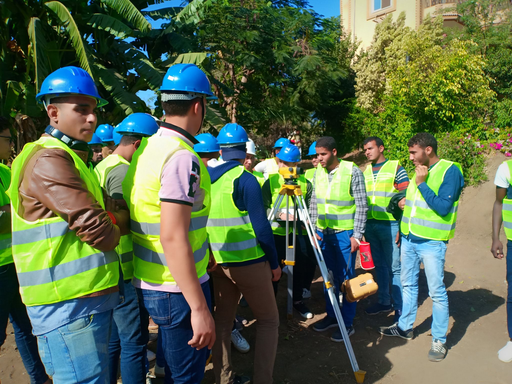 التدريب العملى لقسم مساحة